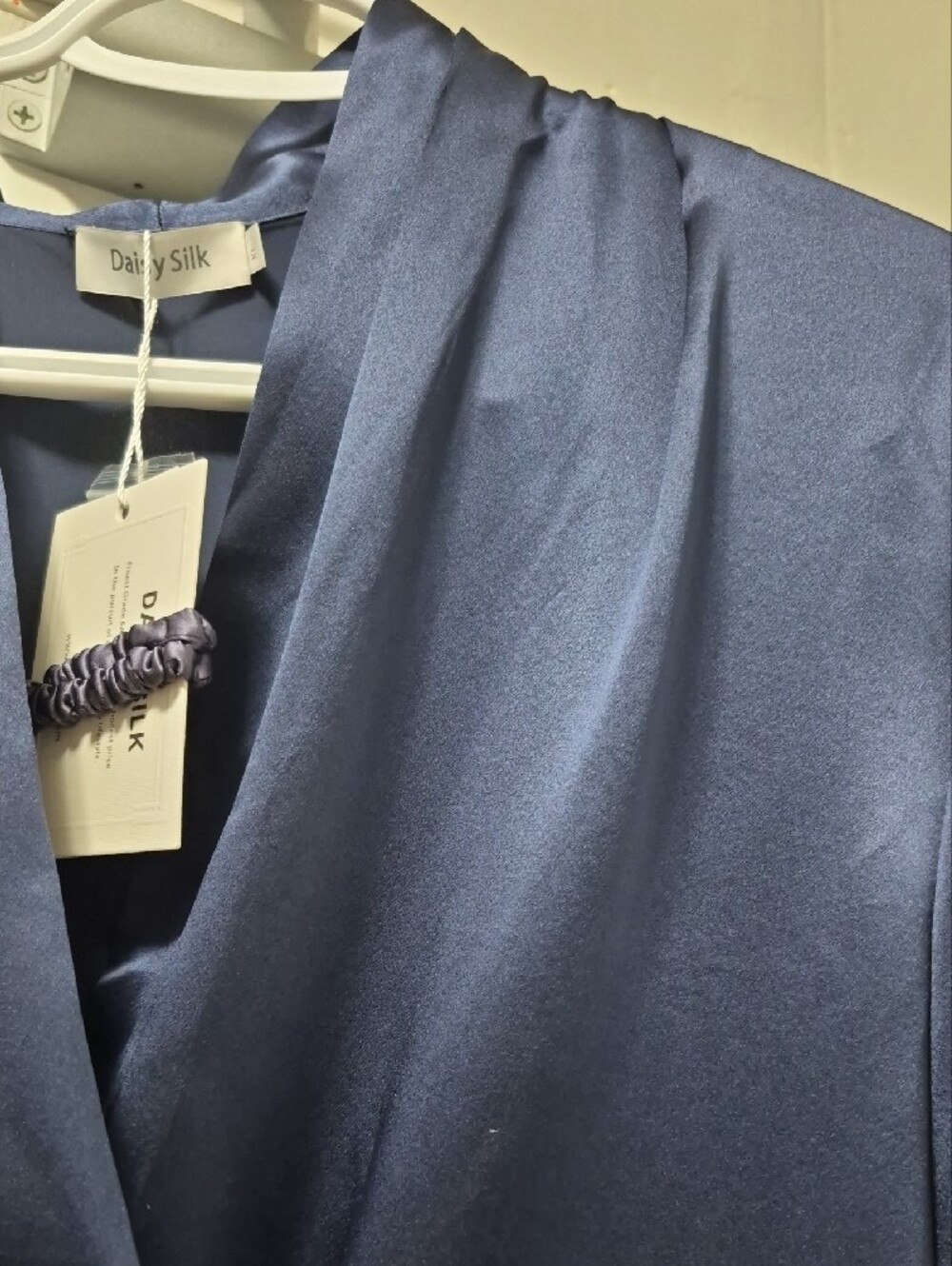 Silk Navy V-Neck Single-Button Blouse - Picture 3 of 4